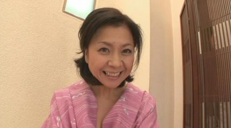 50 road chic grandma rolling up non-stop 4P&excl;&excl; 2 jacket